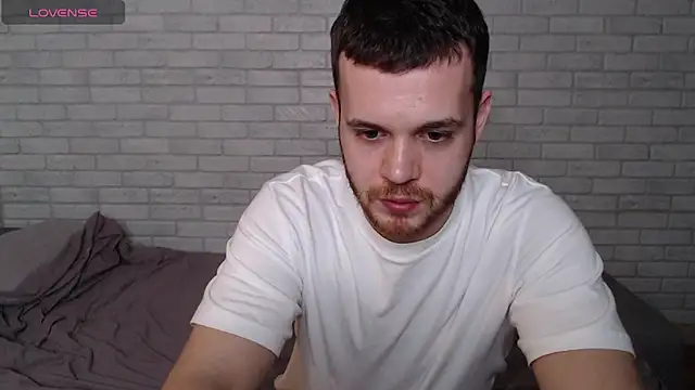 Alexxx horny online show from March 11, 2026, 4:57 pm