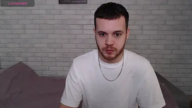 Alexxx horny online show from March 12, 2026, 8:42 am