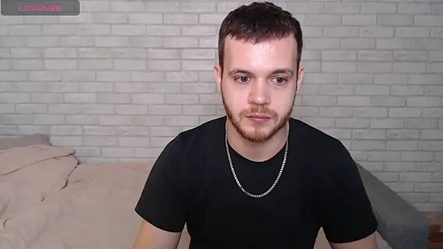 Alexxx horny online show from April 7, 2026, 10:26 am