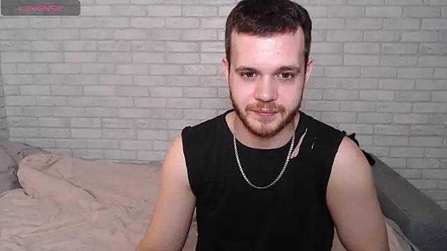 Alexxx horny online show from April 12, 2026, 4:34 pm