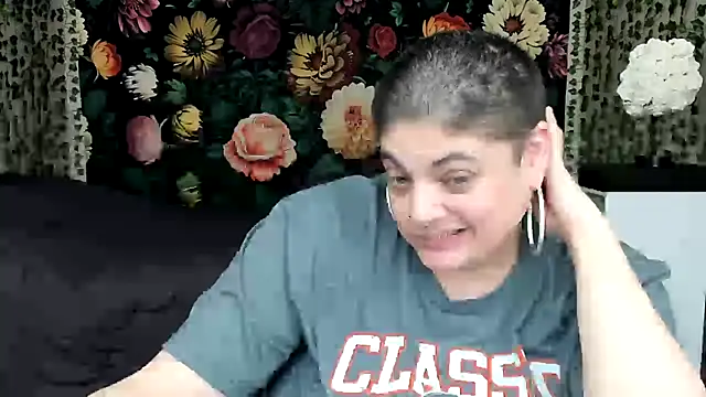 Snapshot of Exotic-Melons chatting on January 26, 2025, 4:20 am Exotic-Melons online show from January 26, 2025, 4:20 am