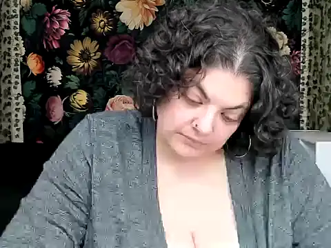 Exotic-Melons online show from May 10, 2026, 7:41 pm