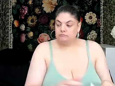 Exotic-Melons online show from May 15, 2026, 9:55 pm