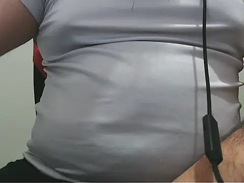 Snapshot of Skyzclanbr chatting on January 18, 2026, 1:37 pm Skyzclanbr online show from January 18, 2026, 1:37 pm