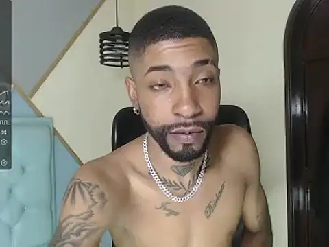 Snapshot of kilian_xx chatting on January 31, 2025, 1:45 pm kilian xx online show from January 31, 2025, 1:45 pm