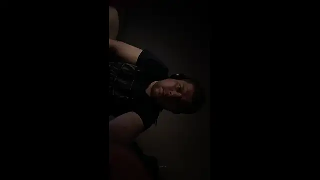 Snapshot of Czechyoungboy chatting on December 22, 2025, 1:57 am Czechyoungboy online show from December 22, 2025, 1:57 am