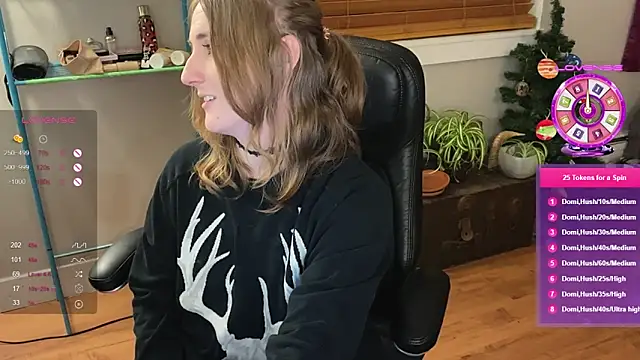 luluvaladon online show from December 29, 2024, 3:22 am