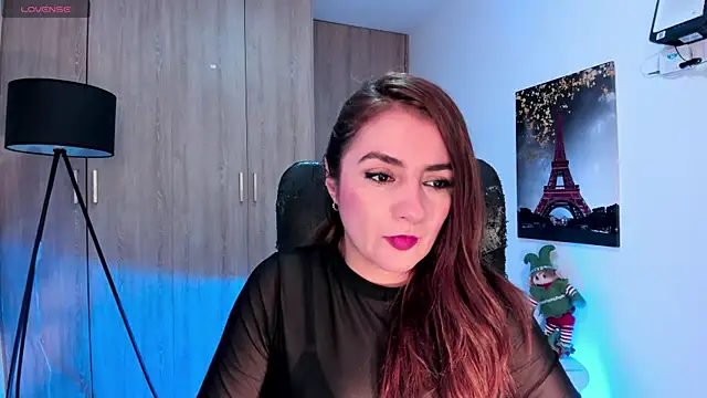 Snapshot of MaggieBrownn chatting on November 25, 2025, 12:10 am MaggieBrownn online show from November 25, 2025, 12:10 am