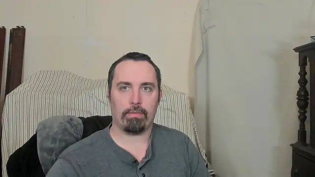 Snapshot of Metalstud chatting on February 13, 2026, 2:51 am Metalstud online show from February 13, 2026, 2:51 am