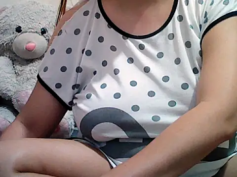 ur ladyboy fantasy online show from November 23, 2025, 2:55 am