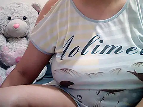 ur ladyboy fantasy online show from December 14, 2025, 2:39 am