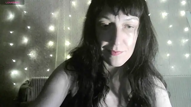 MarieODahliaS online show from October 28, 2025, 10:52 am