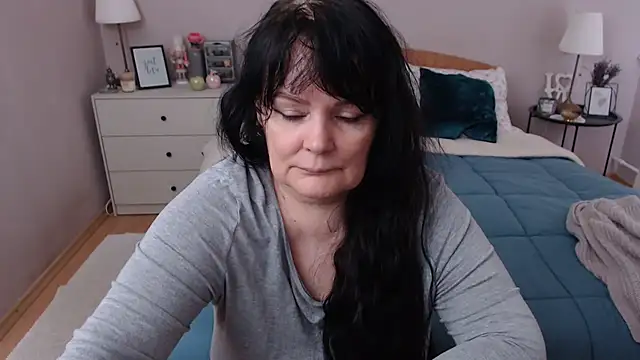 Snapshot of LeveMe2Nightt chatting on February 24, 2026, 1:31 pm LeveMe2Nightt online show from February 24, 2026, 1:31 pm