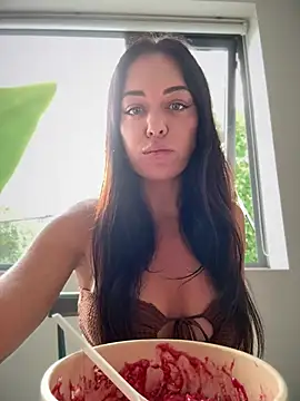 Snapshot of LilliThelo chatting on January 17, 2026, 4:17 am LilliThelo online show from January 17, 2026, 4:17 am