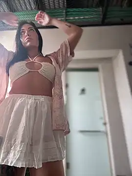 Snapshot of LilliThelo chatting on March 4, 2026, 6:41 am LilliThelo online show from March 4, 2026, 6:41 am