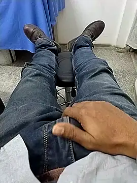 Snapshot of Theplesure007 chatting on March 4, 2025, 7:41 am Theplesure007 online show from March 4, 2025, 7:41 am