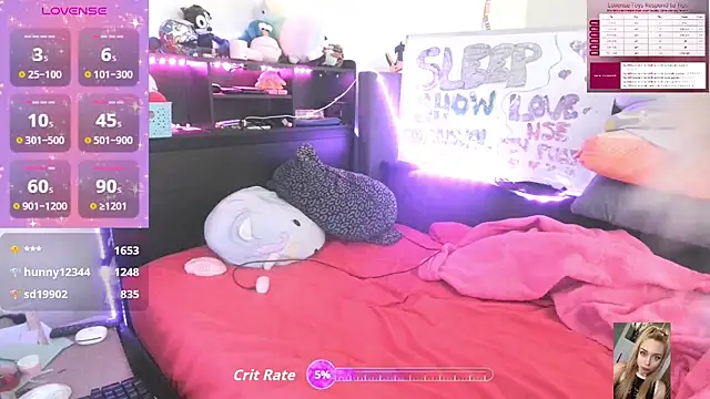 Blondiewithanass online show from September 11, 2025, 12:33 am