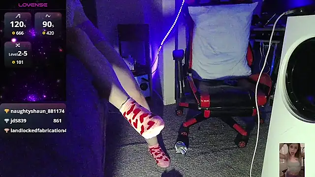 Blondiewithanass online show from January 10, 2026, 4:53 pm