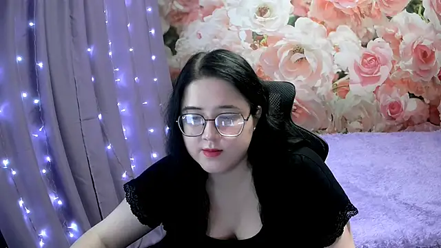 Snapshot of OverseerX chatting on February 10, 2025, 5:09 pm OverseerX online show from February 10, 2025, 5:09 pm