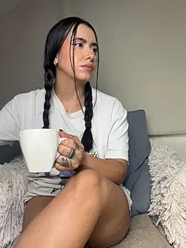 Snapshot of Samispank chatting on January 14, 2026, 9:52 pm Samispank online show from January 14, 2026, 9:52 pm