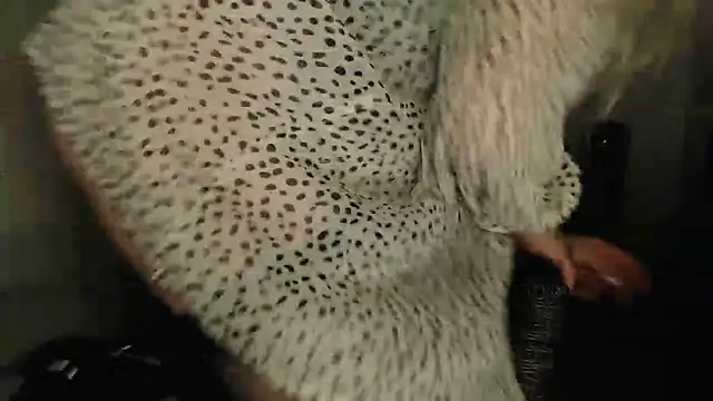 Snapshot of THESensualhorny chatting on March 7, 2025, 3:28 pm THESensualhorny online show from March 7, 2025, 3:28 pm