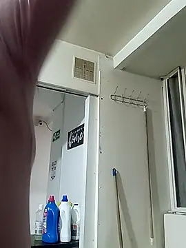 salomexlove 20 online show from November 6, 2025, 1:01 pm