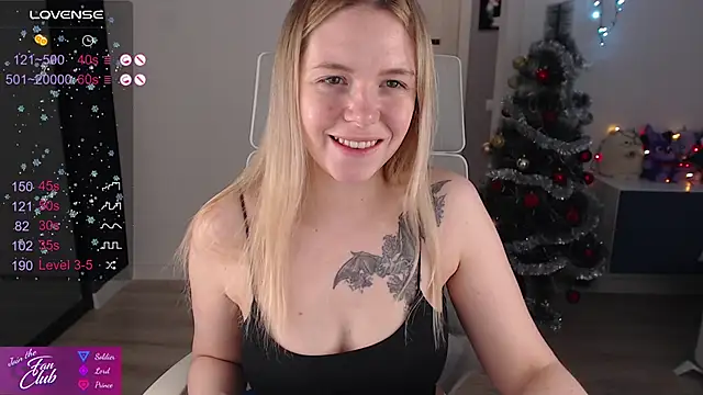 Snapshot of Emma_Bryan chatting on January 11, 2025, 7:16 pm Emma Bryan online show from January 11, 2025, 7:16 pm