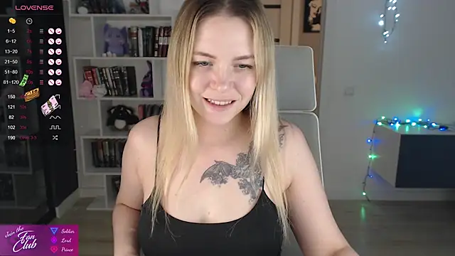 Snapshot of Emma_Bryan chatting on March 9, 2025, 7:59 pm Emma Bryan online show from March 9, 2025, 7:59 pm
