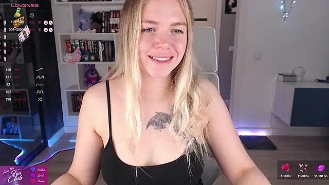 Snapshot of Emma_Bryan chatting on September 28, 2025, 9:31 pm Emma Bryan online show from September 28, 2025, 9:31 pm
