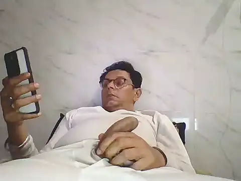 Snapshot of Kumarjay330 chatting on February 28, 2026, 5:14 pm Kumarjay330 online show from February 28, 2026, 5:14 pm