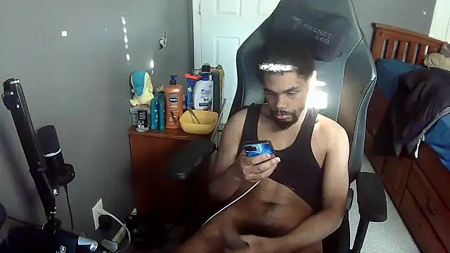 Neovergil0 online show from December 3, 2025, 8:29 pm