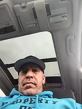 Snapshot of trucker1979 chatting on April 5, 2026, 8:17 pm trucker1979 online show from April 5, 2026, 8:17 pm