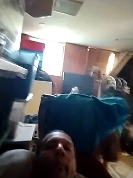 Snapshot of trucker1979 chatting on April 24, 2026, 9:39 pm trucker1979 online show from April 24, 2026, 9:39 pm