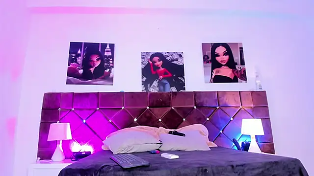 Ariana lopezz online show from March 13, 2025, 12:35 pm