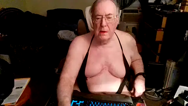 Toastir online show from November 22, 2025, 9:25 pm