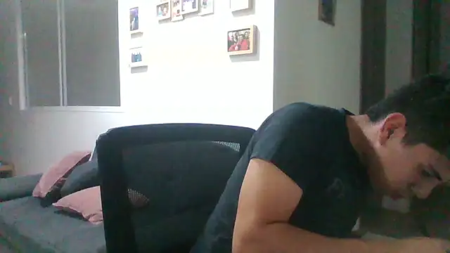 Snapshot of michelangelus2000 chatting on September 23, 2025, 4:15 am michelangelus2000 online show from September 23, 2025, 4:15 am