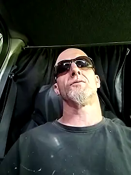 Edgingheaven69 online show from June 3, 2026, 1:25 pm