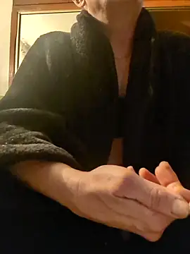 Snapshot of bobby69cock chatting on December 20, 2024, 11:10 am bobby69cock online show from December 20, 2024, 11:10 am