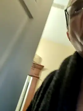 Snapshot of bobby69cock chatting on February 9, 2025, 7:38 am bobby69cock online show from February 9, 2025, 7:38 am
