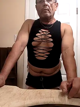 Snapshot of bobby69cock chatting on September 9, 2025, 11:21 am bobby69cock online show from September 9, 2025, 11:21 am