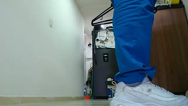 Ixchel Anaid online show from September 25, 2025, 2:21 pm