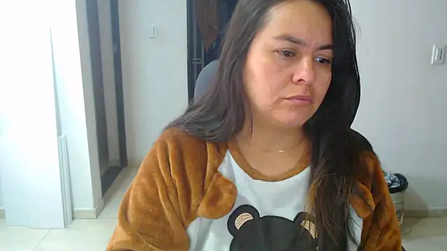 Ixchel Anaid online show from October 9, 2025, 11:52 am