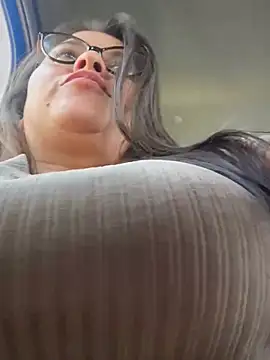 Snapshot of Ixchel_Anaid chatting on February 28, 2026, 3:13 pm Ixchel Anaid online show from February 28, 2026, 3:13 pm