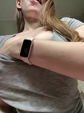 FairyTaylor online show from March 3, 2026, 4:07 am