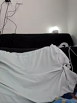 Snapshot of estrella_tasty chatting on June 28, 2026, 4:02 pm estrella tasty online show from June 28, 2026, 4:02 pm