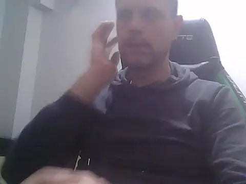 Snapshot of boran34 chatting on December 20, 2025, 9:00 pm boran34 online show from December 20, 2025, 9:00 pm