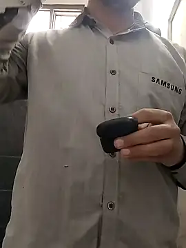 indianSmartboy online show from December 19, 2024, 8:13 am