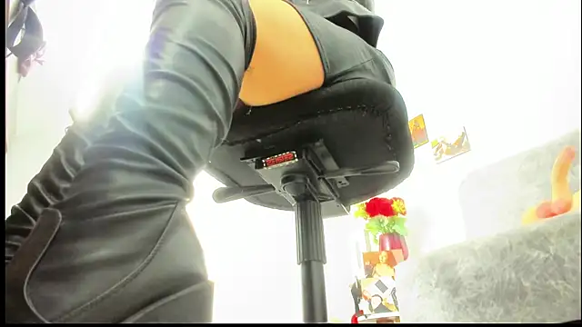 MIss Kendall  online show from February 23, 2025, 8:00 pm