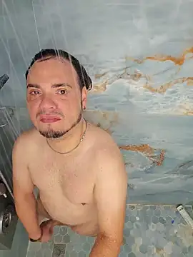 latinoflpr online show from January 15, 2026, 2:21 pm