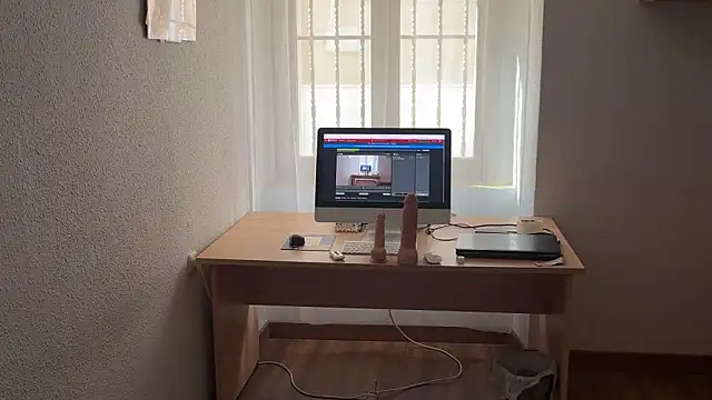 pinkgirls18 online show from February 9, 2026, 11:03 am